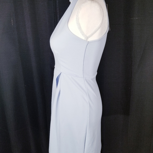 Missguided light blue sleeveless halter dress. Size 4 - Picture 3 of 15
